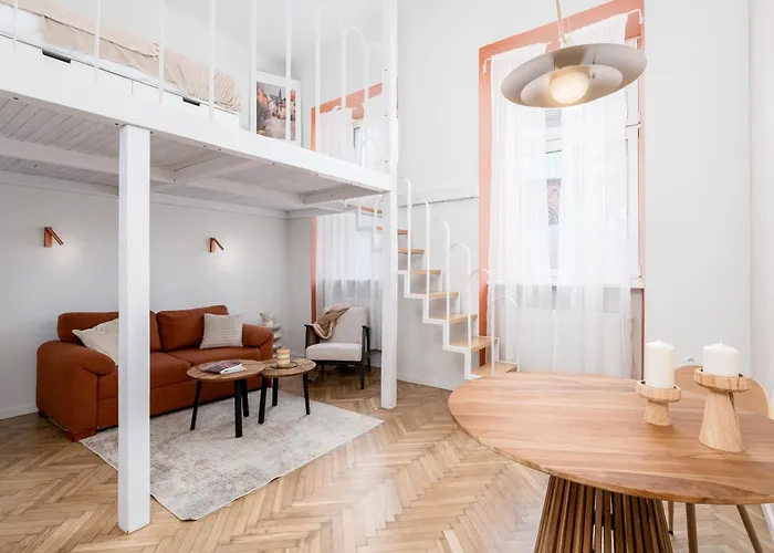 Saint Joseph View Studio With Mezzanine