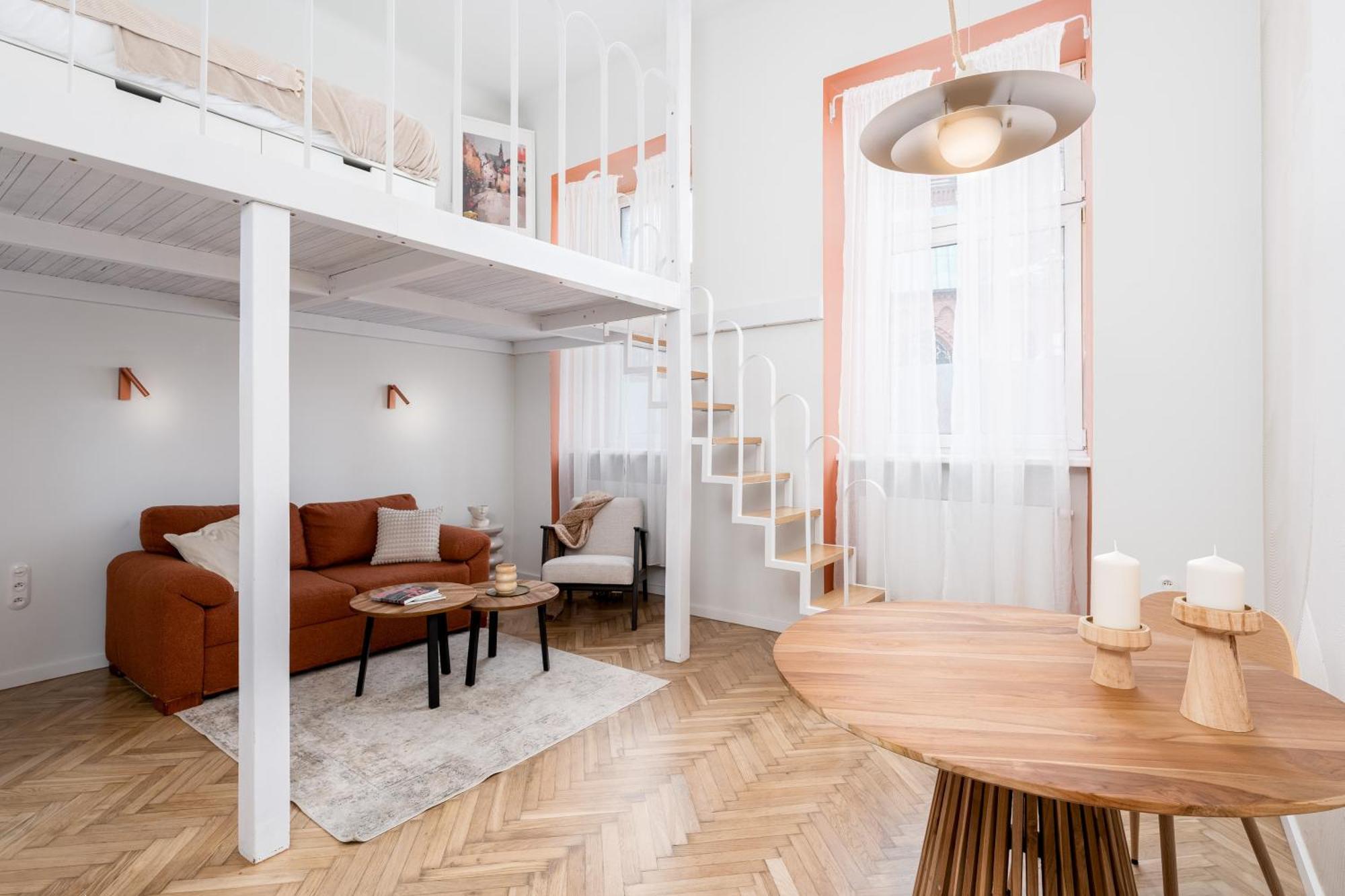 Saint Joseph View With Mezzanine Apartment *